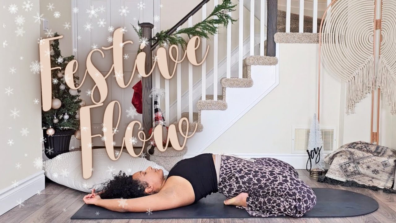 REST’MAS #2: 🎄 25 Minute Festive Morning Yoga Flow- Unlock Tight Hips & Stiff Hamstrings